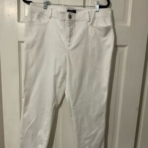 White cropped pants, size 14